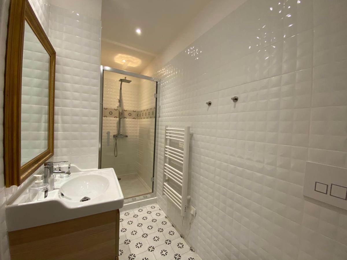 Domaine De Salabert Bed & Breakfast Nissan-lez-Enserune ภายนอก รูปภาพ