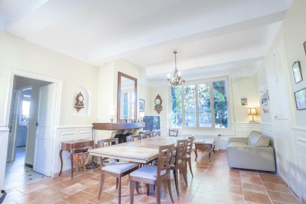 Domaine De Salabert Bed & Breakfast Nissan-lez-Enserune ภายนอก รูปภาพ